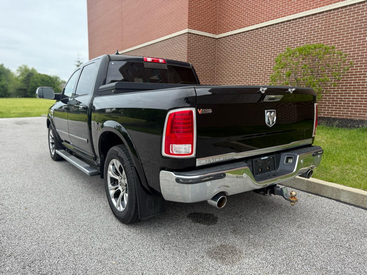 RAM 1500 4WD Crew Cab 140.5" Longhorn 2014