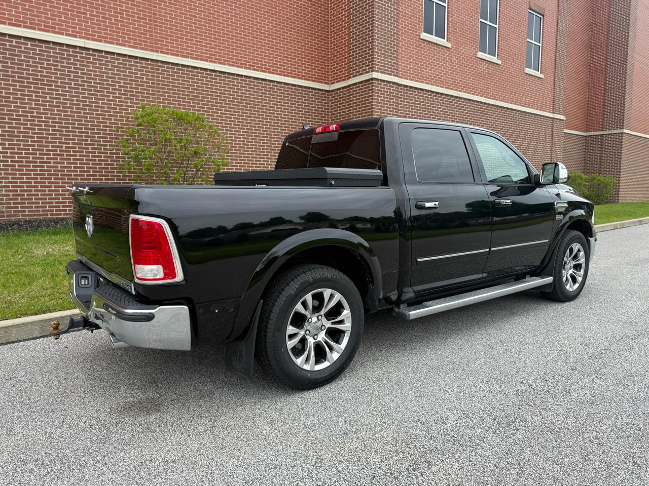 RAM 1500 4WD Crew Cab 140.5" Longhorn 2014