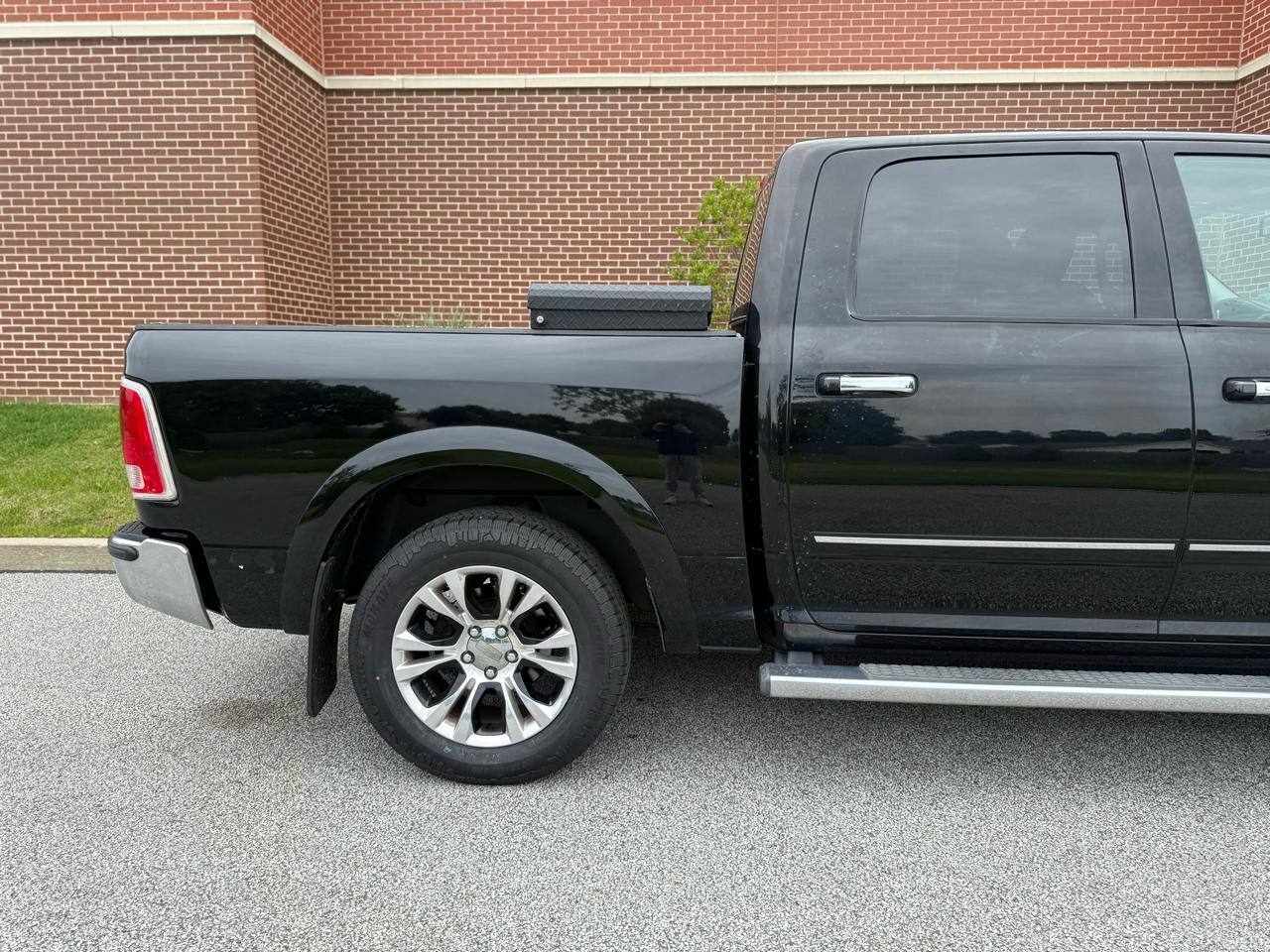 RAM 1500 4WD Crew Cab 140.5" Longhorn 2014