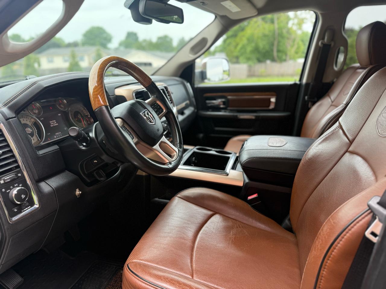 RAM 1500 4WD Crew Cab 140.5" Longhorn 2014