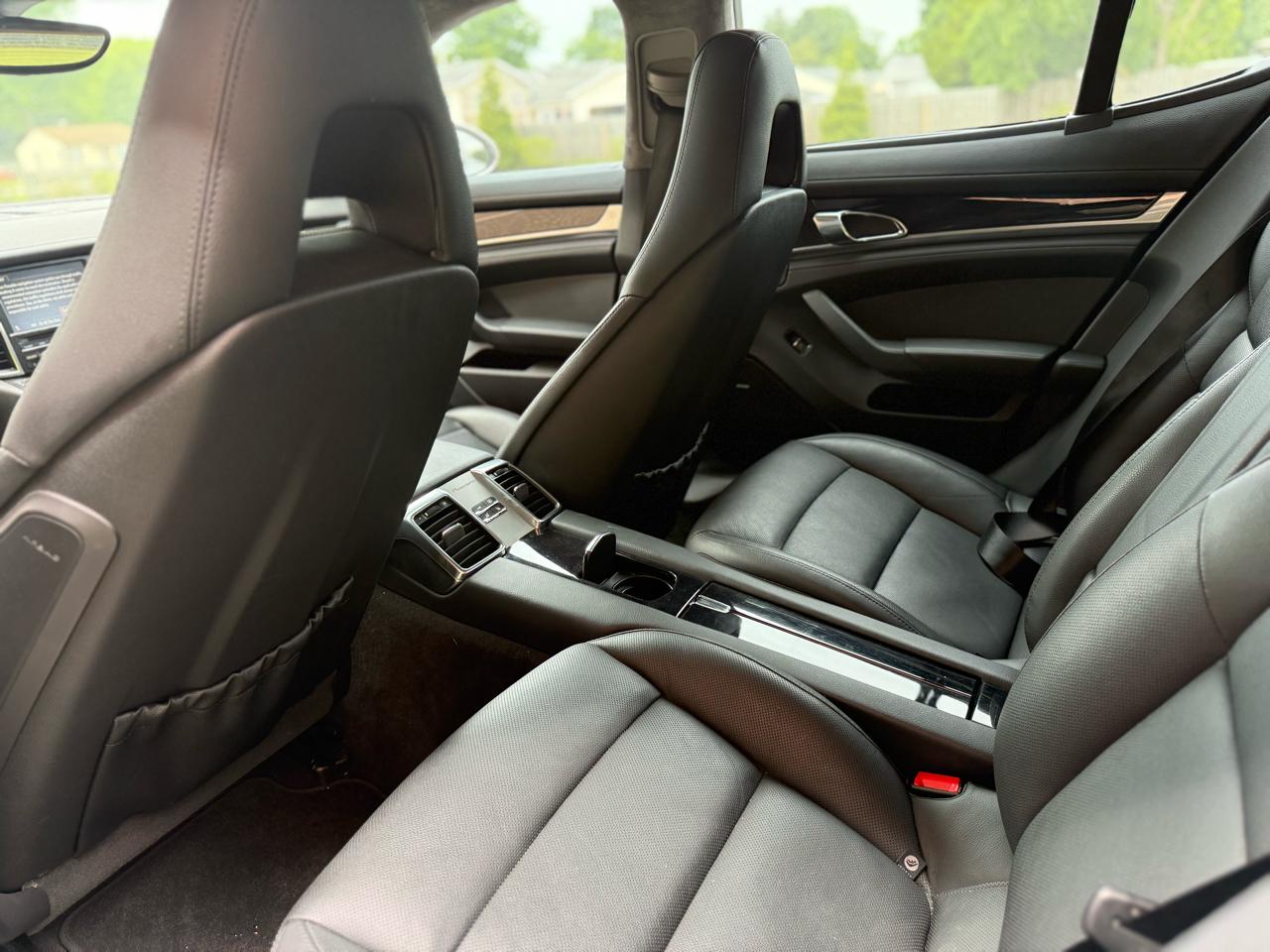 Porsche Panamera 4dr HB 2011