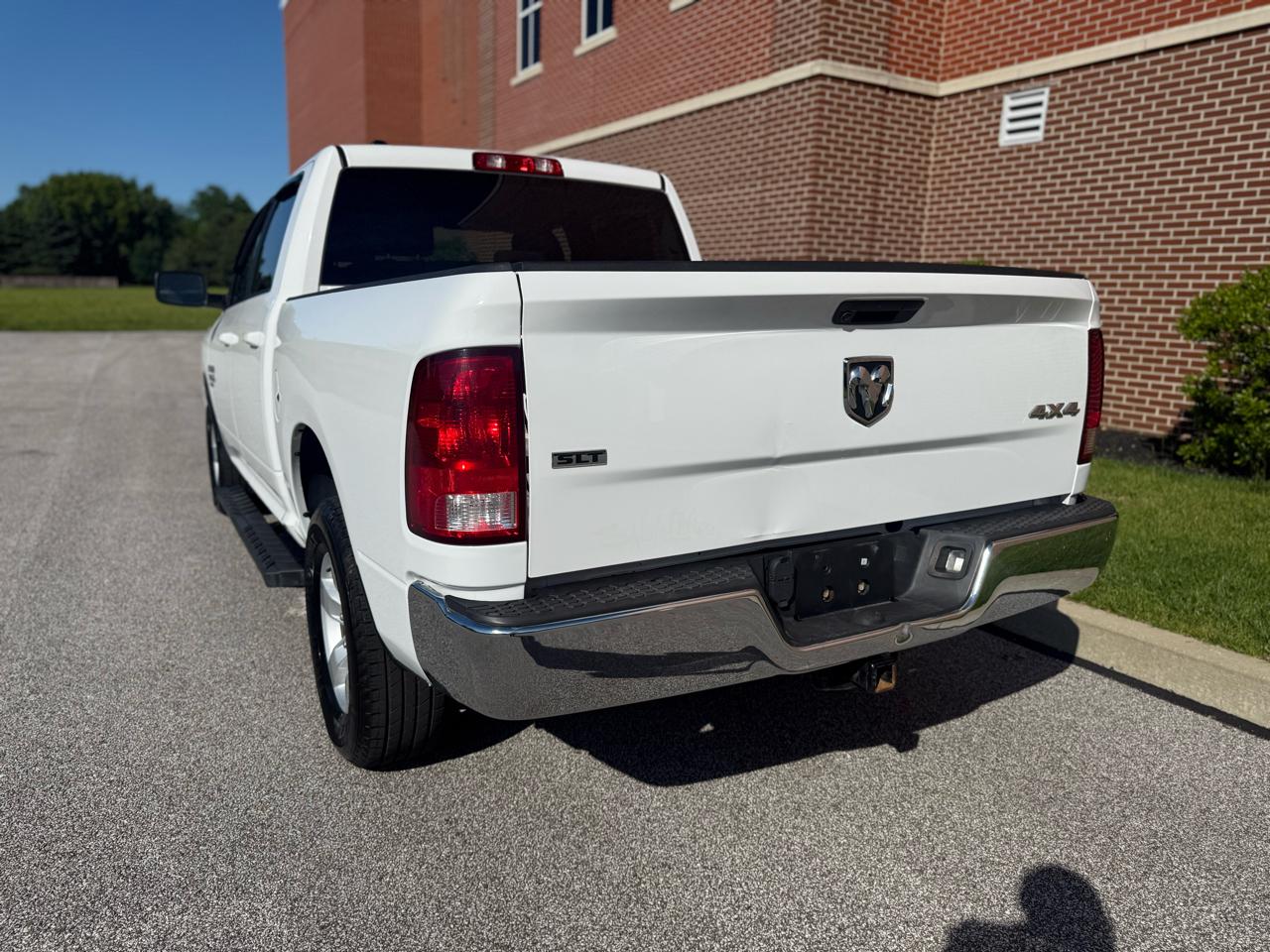 RAM 1500 Classic SLT 4x4 Crew Cab 5'7" Box 2021