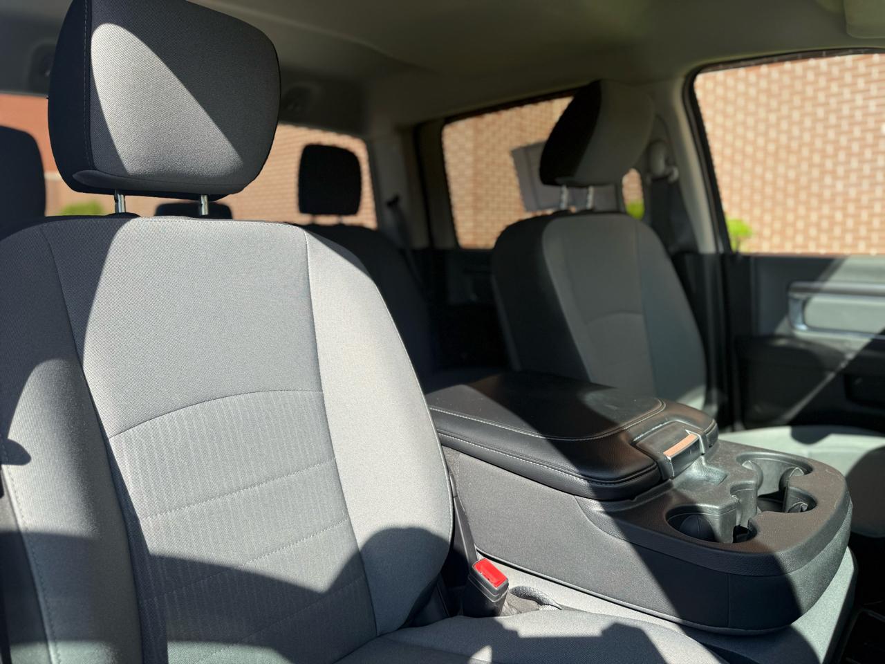 RAM 1500 Classic SLT 4x4 Crew Cab 5'7" Box 2021