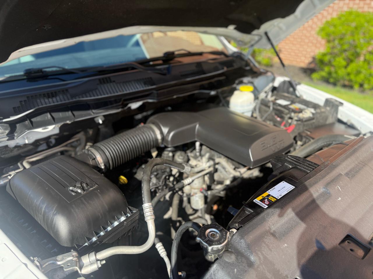 RAM 1500 Classic SLT 4x4 Crew Cab 5'7" Box 2021