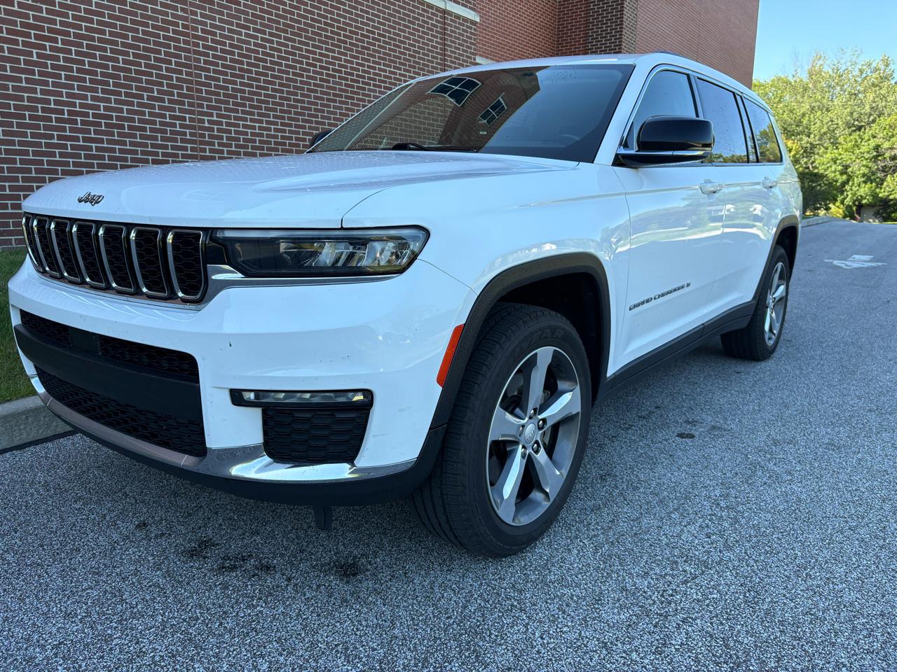 2021 Jeep Grand Cherokee L Limited's photo