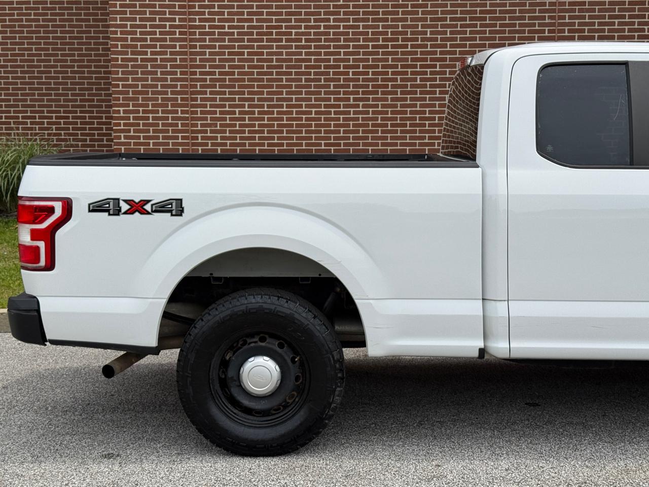 Ford F-150 XLT 4WD SuperCab 6.5' Box 2019