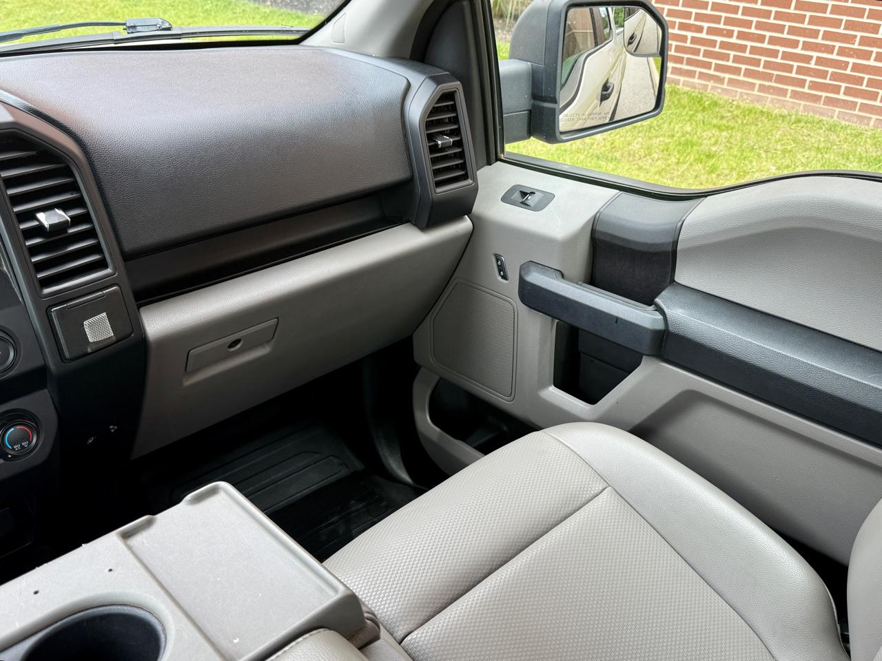 Ford F-150 XLT 4WD SuperCab 6.5' Box 2019