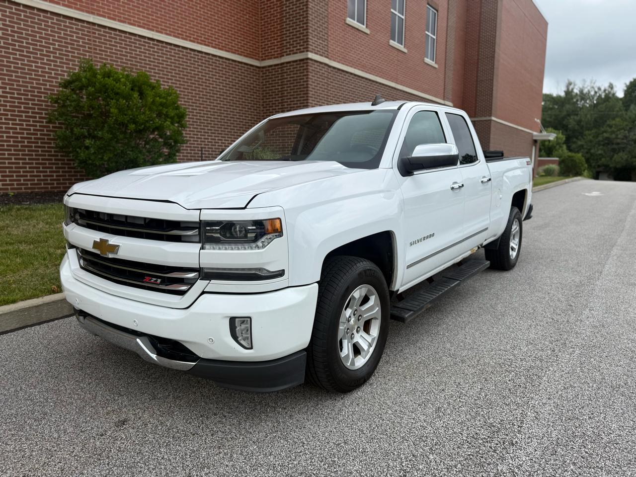 2016 Chevrolet Silverado 1500 4WD Double Cab 143.5" LTZ w/2LZ