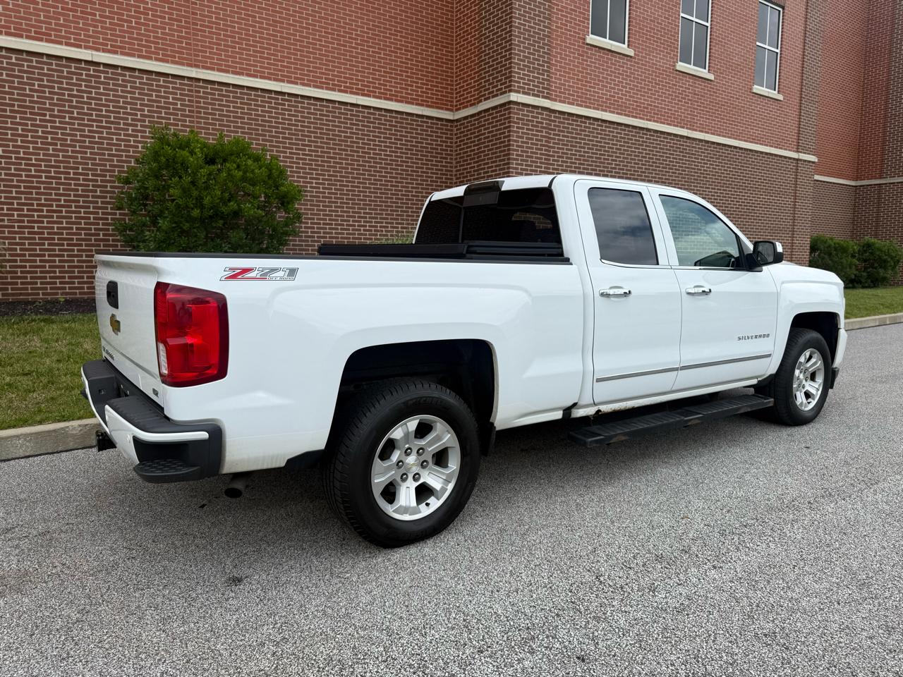 Chevrolet Silverado 1500 4WD Double Cab 143.5" LTZ w/2LZ 2016