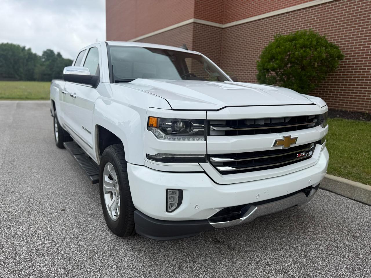Chevrolet Silverado 1500 4WD Double Cab 143.5" LTZ w/2LZ 2016