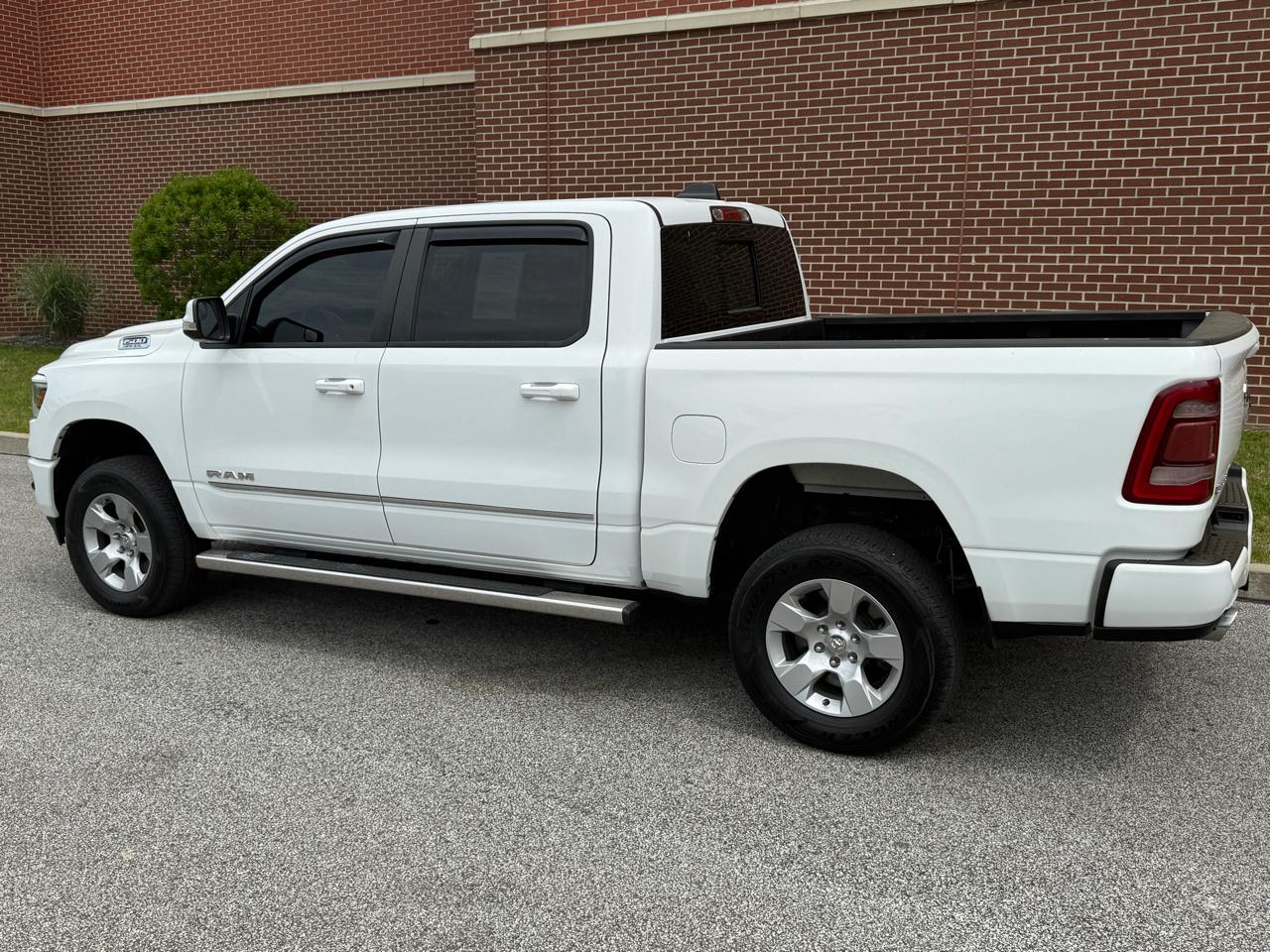 RAM 1500 Big Horn/Lone Star 4x4 Crew Cab 5'7" Box 2019