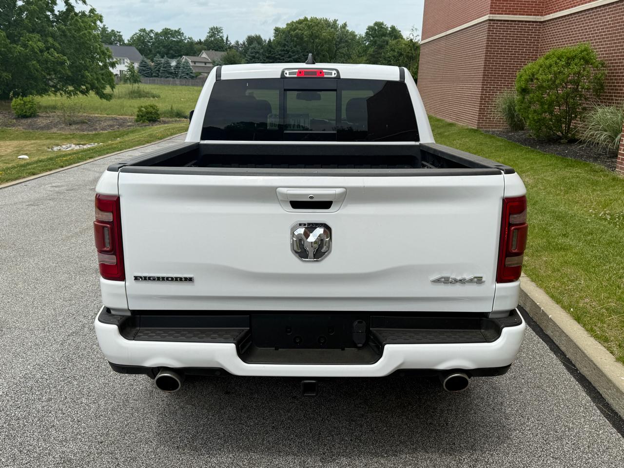 RAM 1500 Big Horn/Lone Star 4x4 Crew Cab 5'7" Box 2019