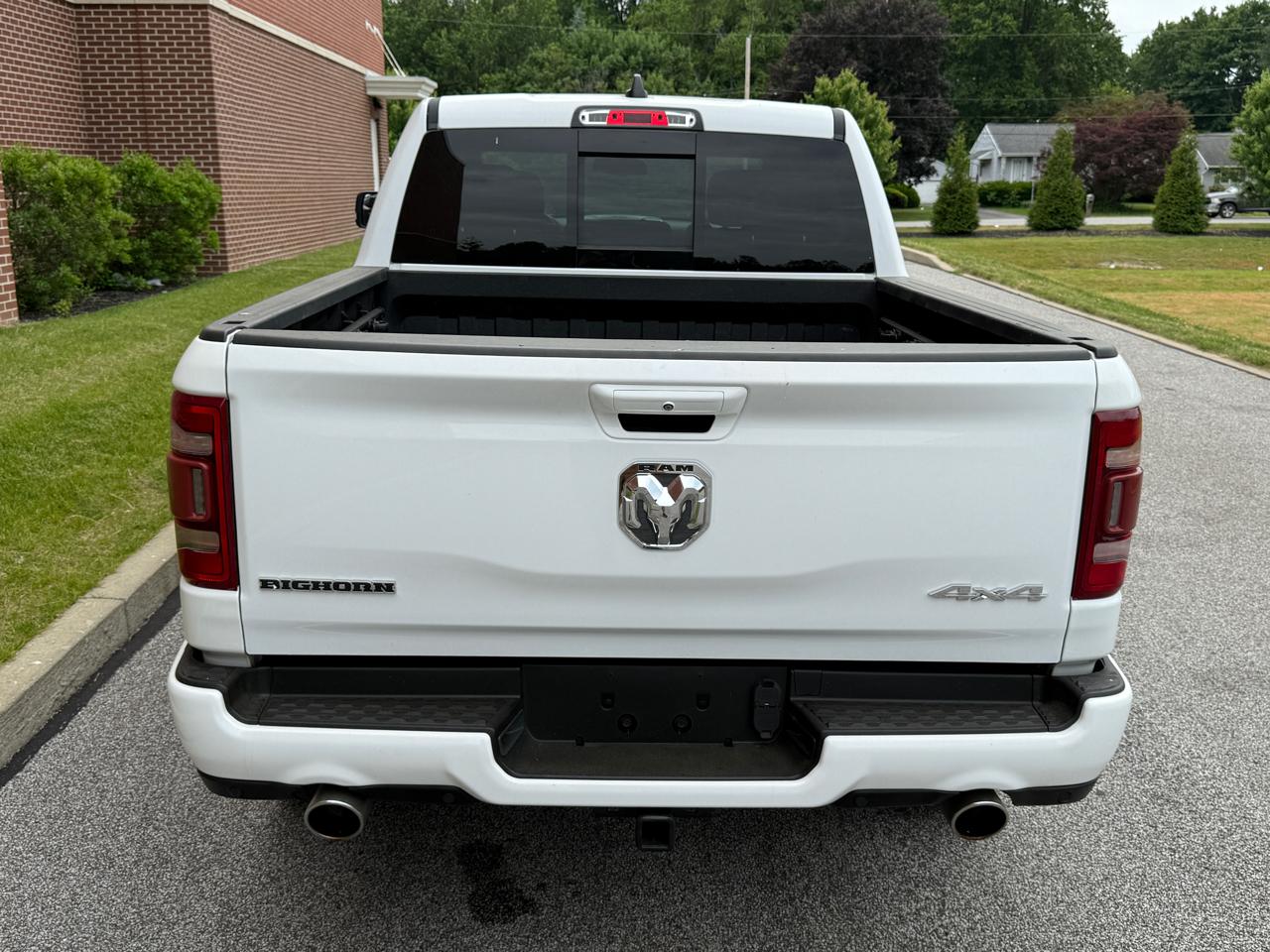 RAM 1500 Big Horn/Lone Star 4x4 Crew Cab 5'7" Box 2019