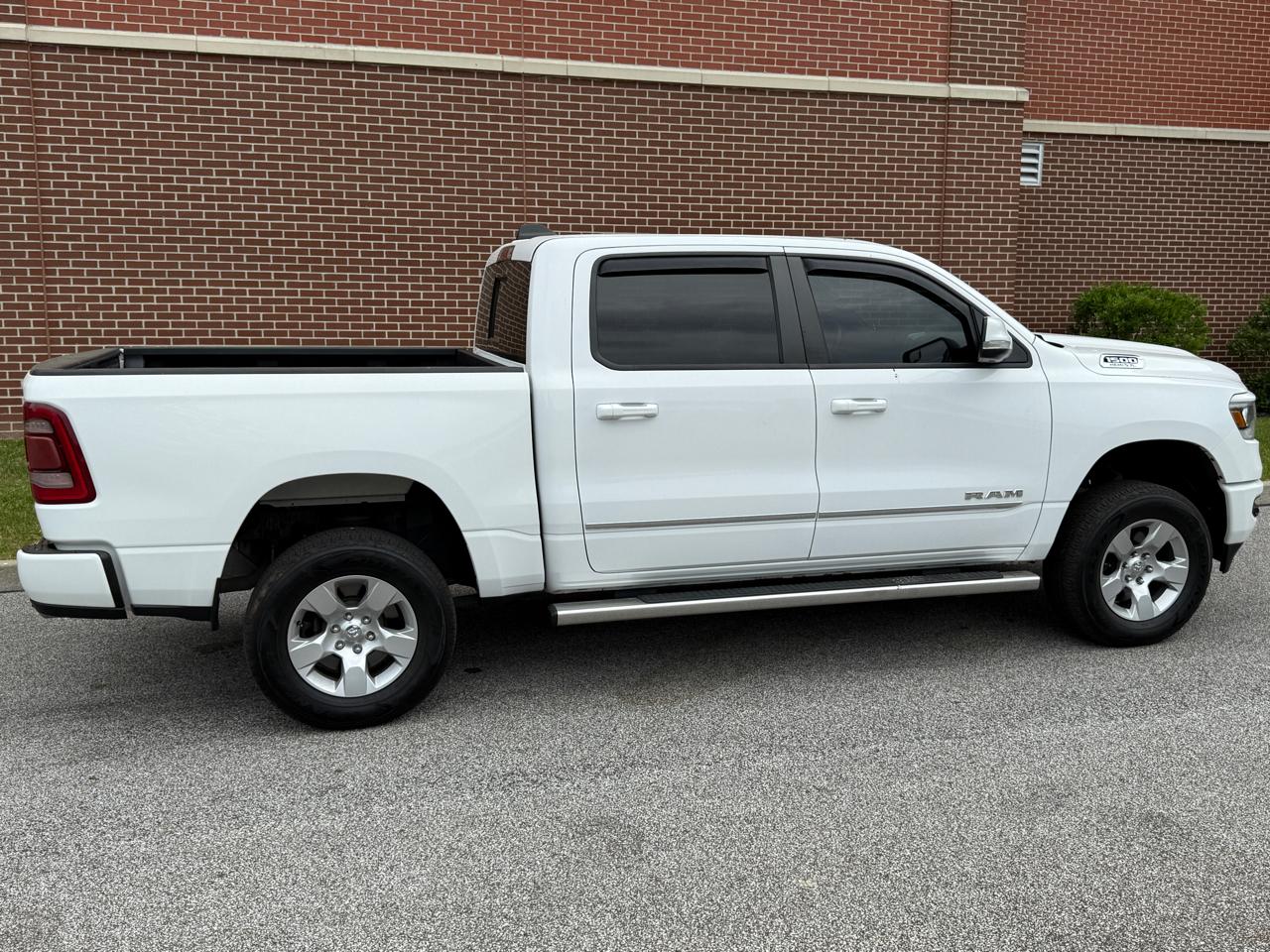 RAM 1500 Big Horn/Lone Star 4x4 Crew Cab 5'7" Box 2019