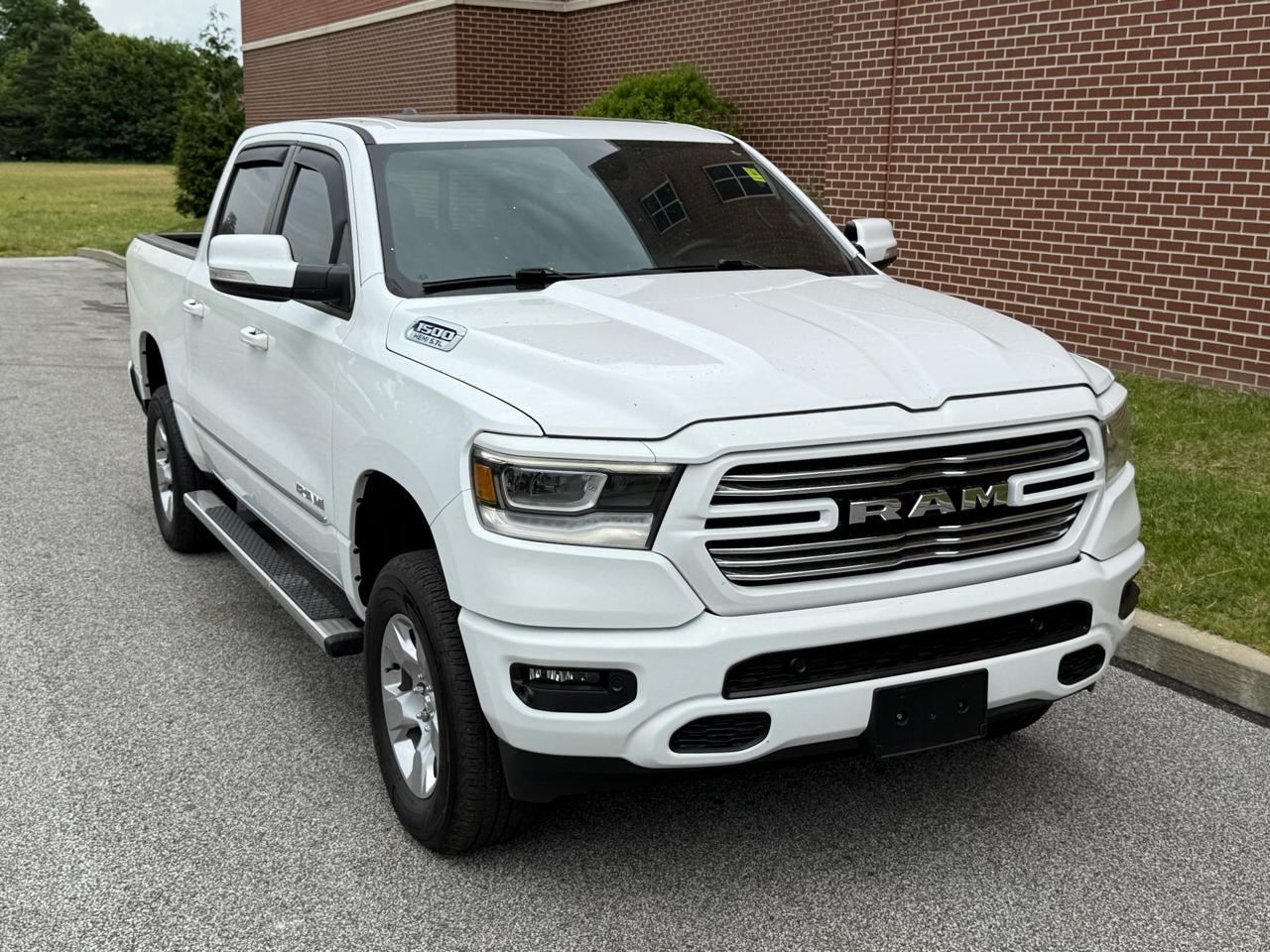 RAM 1500 Big Horn/Lone Star 4x4 Crew Cab 5'7" Box 2019