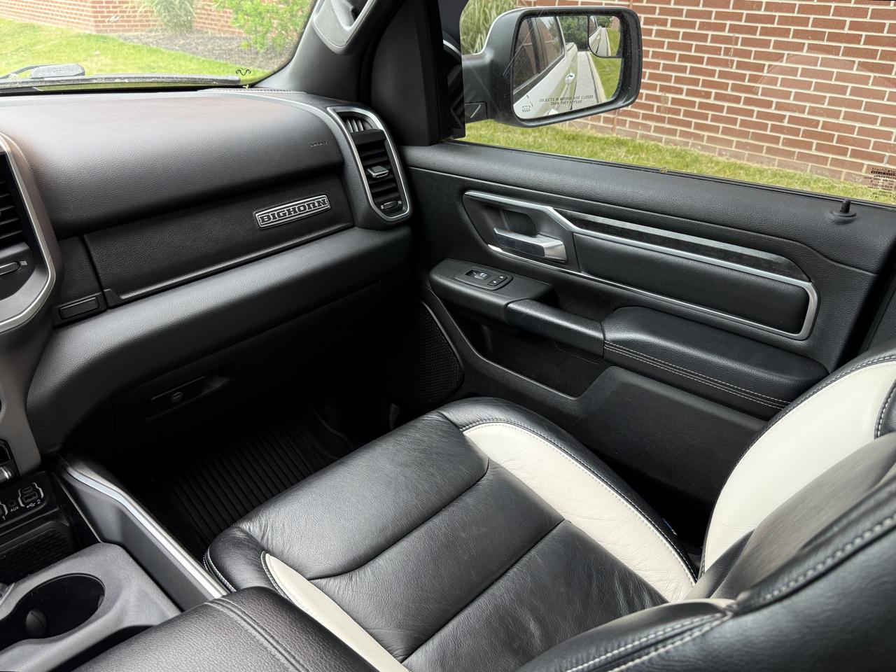 RAM 1500 Big Horn/Lone Star 4x4 Crew Cab 5'7" Box 2019
