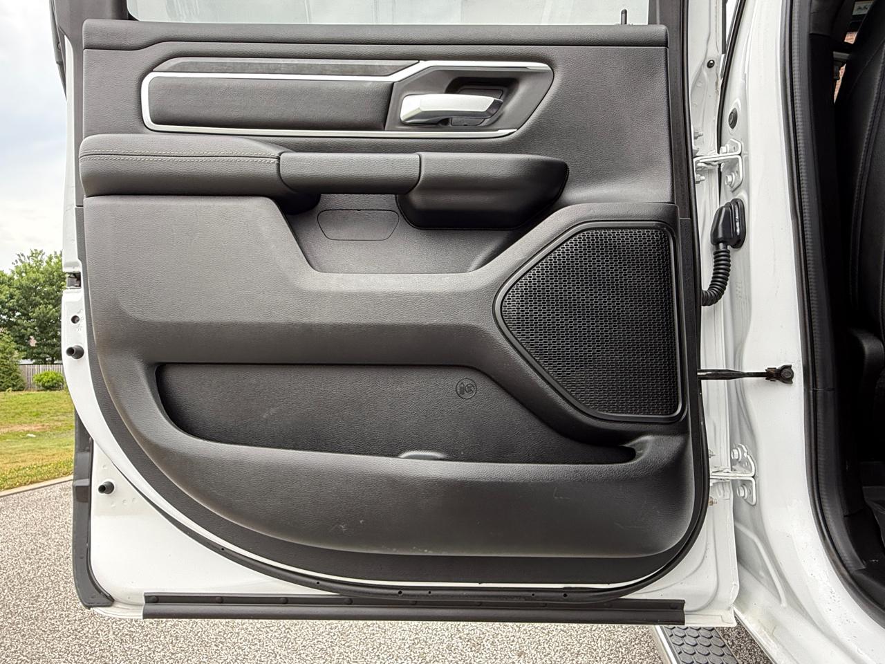 RAM 1500 Big Horn/Lone Star 4x4 Crew Cab 5'7" Box 2019