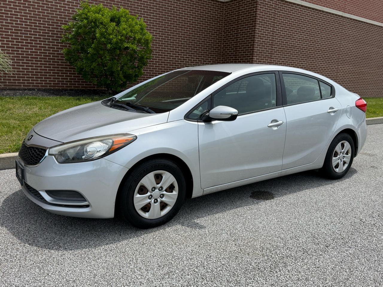 Kia Forte 4dr Sdn Auto LX 2015