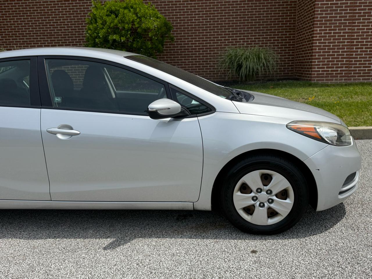 Kia Forte 4dr Sdn Auto LX 2015