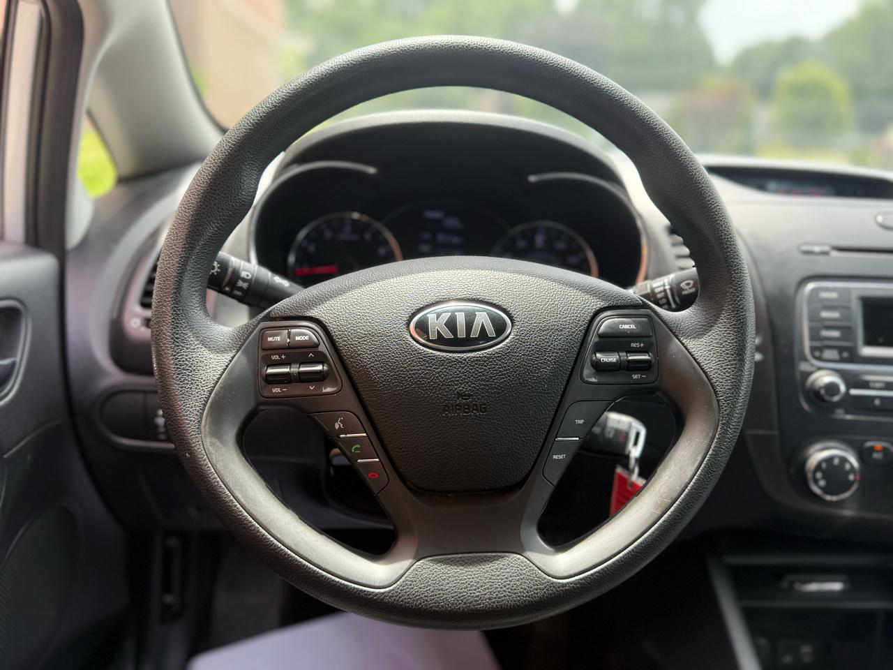Kia Forte 4dr Sdn Auto LX 2015