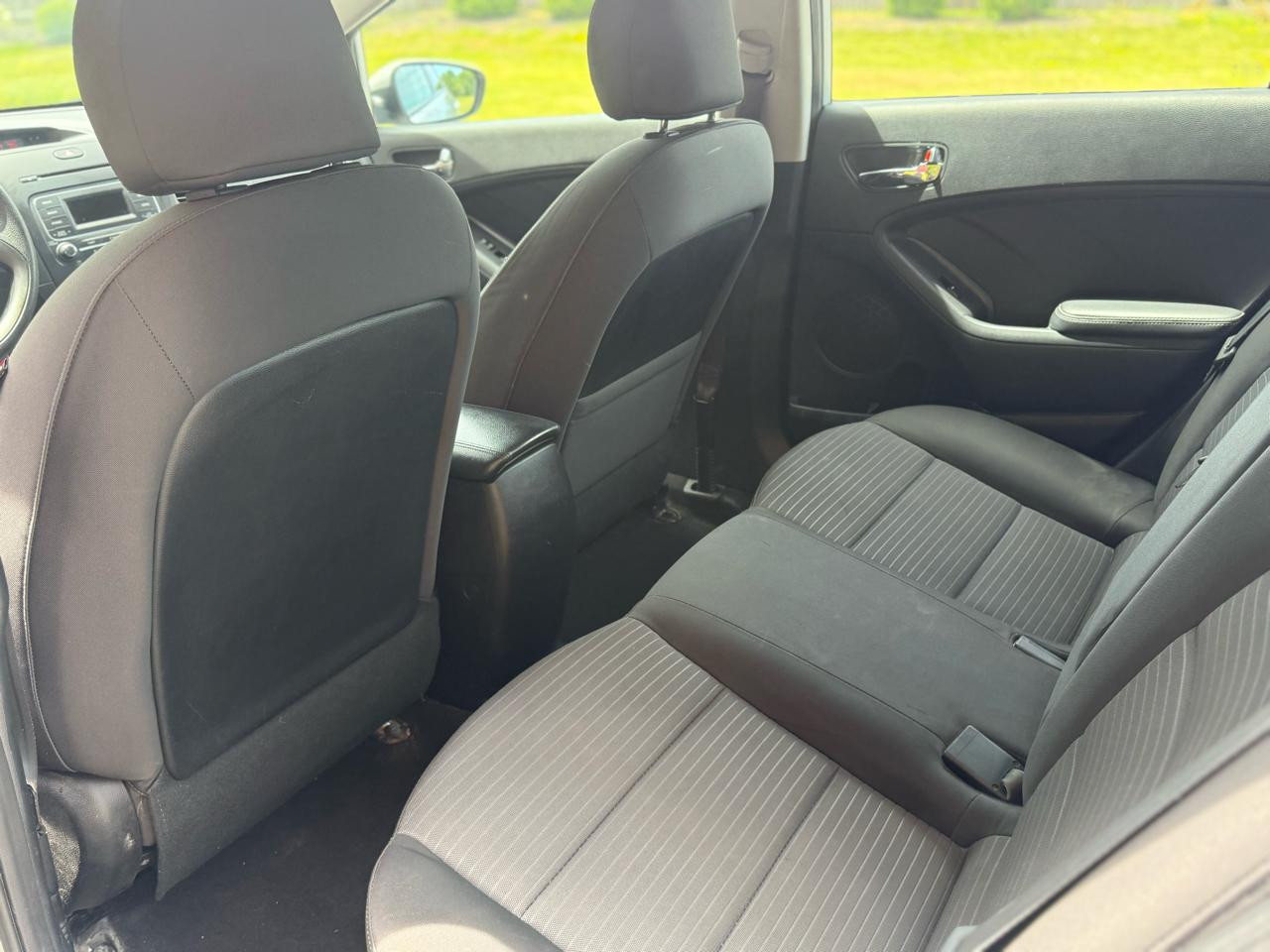 Kia Forte 4dr Sdn Auto LX 2015