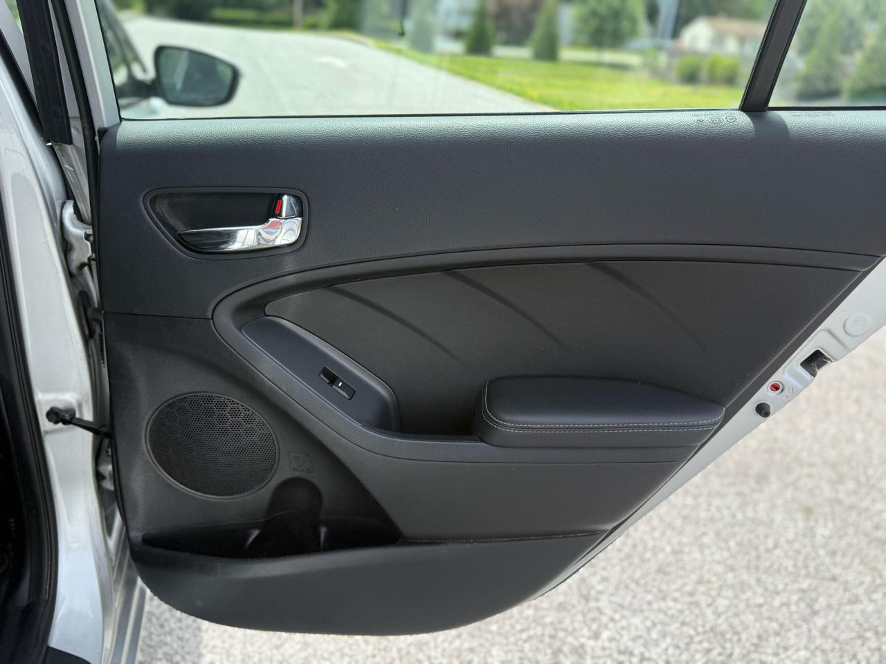 Kia Forte 4dr Sdn Auto LX 2015