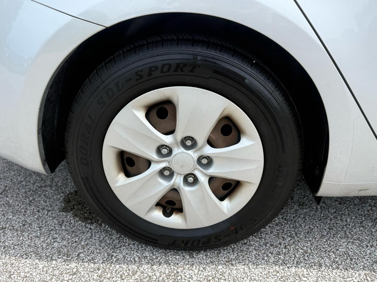 Kia Forte 4dr Sdn Auto LX 2015