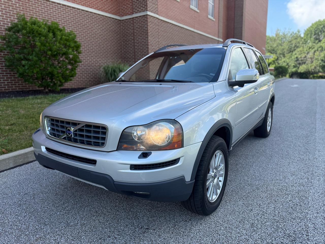 Volvo XC90 AWD 4dr I6 w/Snrf/3rd Row 2008