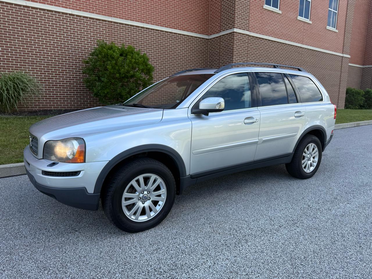 Volvo XC90 AWD 4dr I6 w/Snrf/3rd Row 2008
