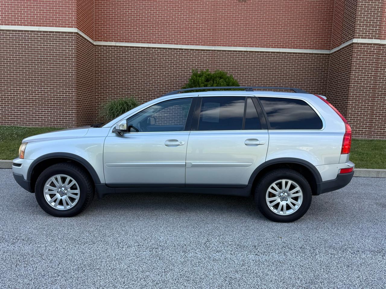 Volvo XC90 AWD 4dr I6 w/Snrf/3rd Row 2008