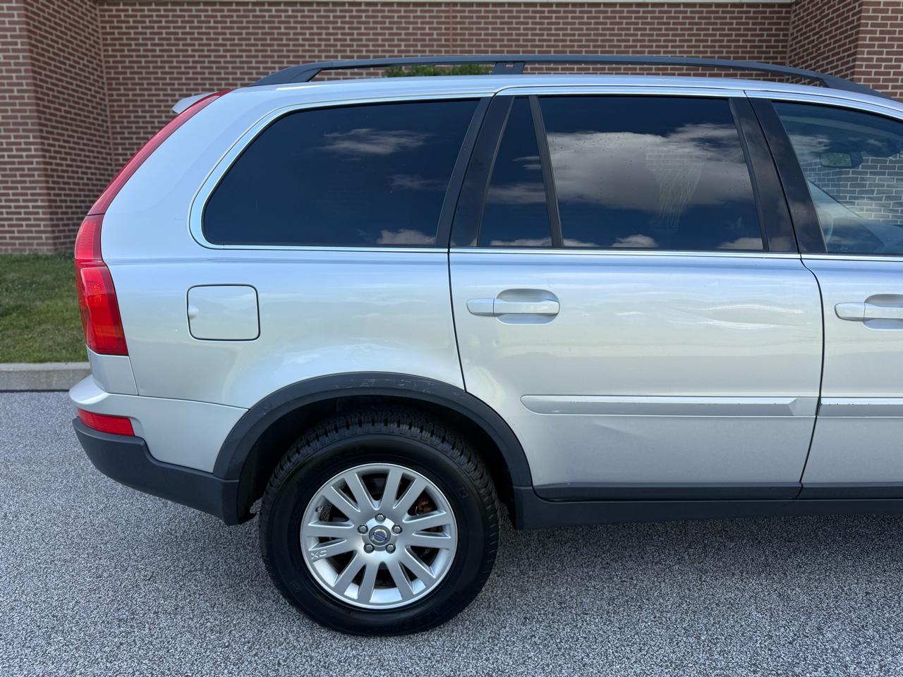 Volvo XC90 AWD 4dr I6 w/Snrf/3rd Row 2008