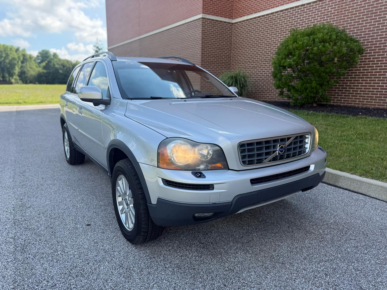 Volvo XC90 AWD 4dr I6 w/Snrf/3rd Row 2008