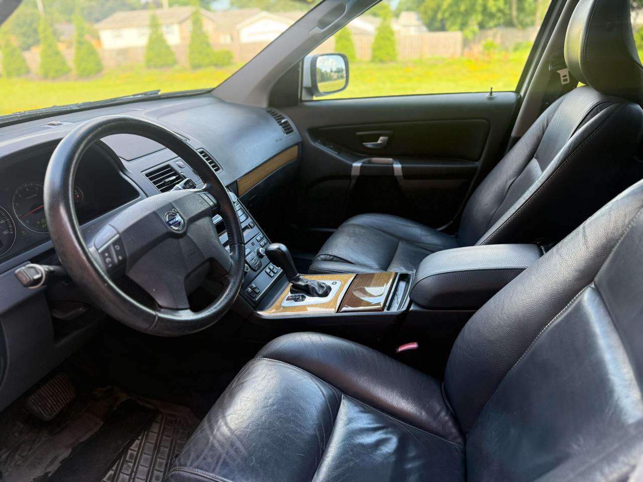 Volvo XC90 AWD 4dr I6 w/Snrf/3rd Row 2008