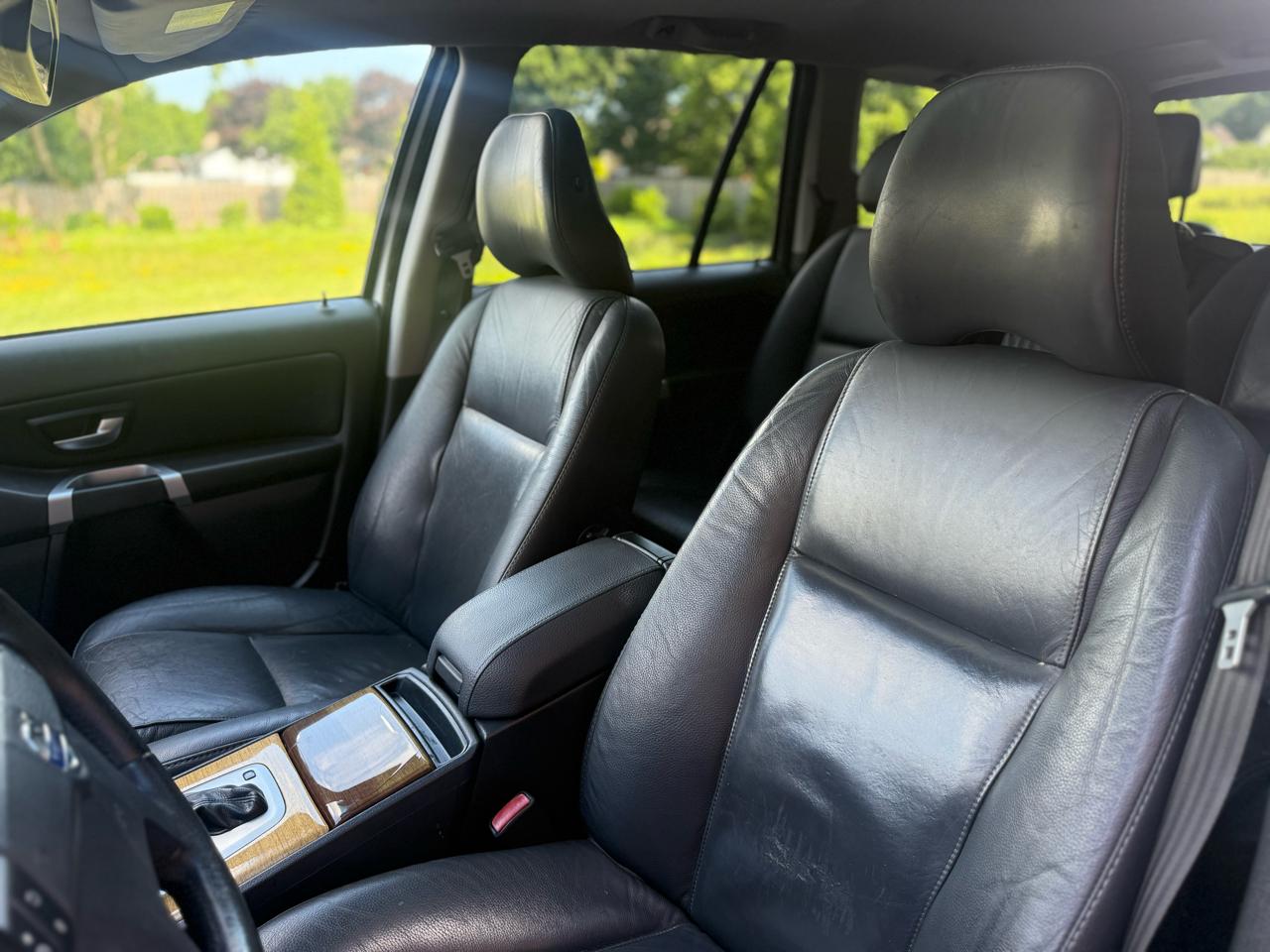 Volvo XC90 AWD 4dr I6 w/Snrf/3rd Row 2008