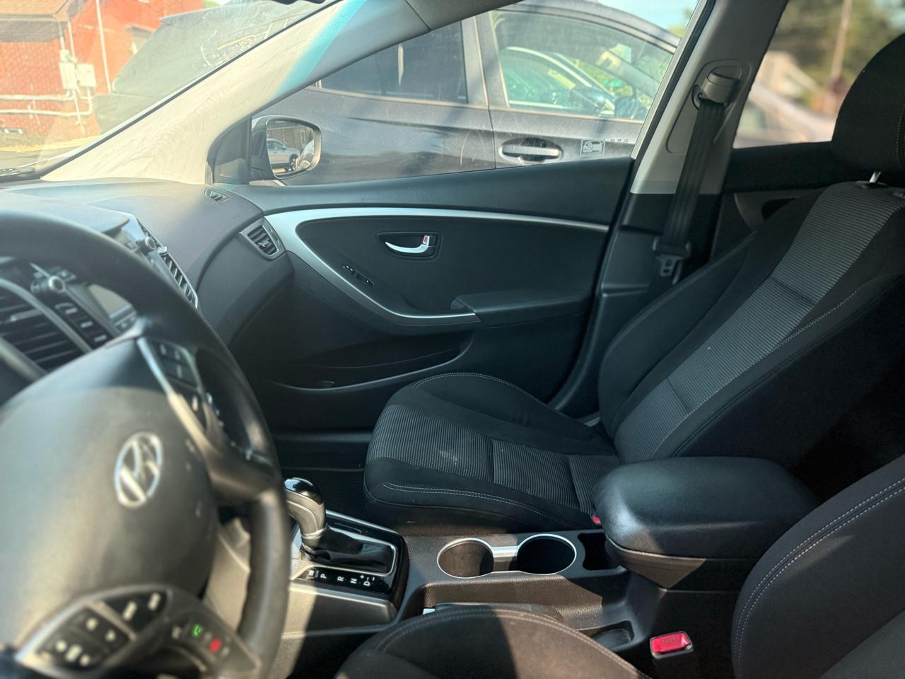 Hyundai Elantra GT 5dr HB Auto 2013