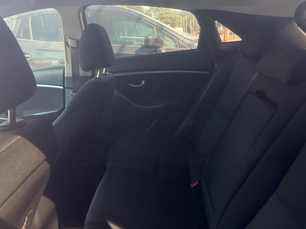 Hyundai Elantra GT 5dr HB Auto 2013
