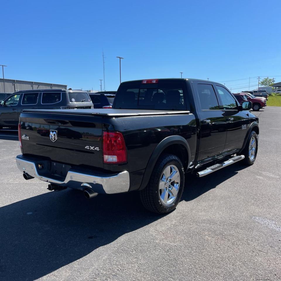 RAM 1500 4WD Crew Cab 140.5" Big Horn 2016