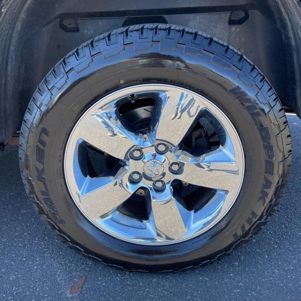 RAM 1500 4WD Crew Cab 140.5" Big Horn 2016