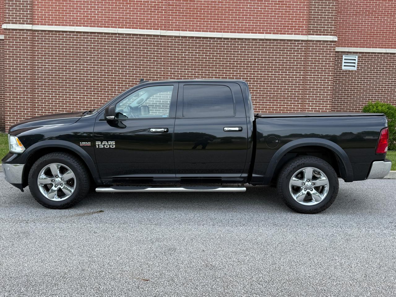 RAM 1500 4WD Crew Cab 140.5" Big Horn 2016