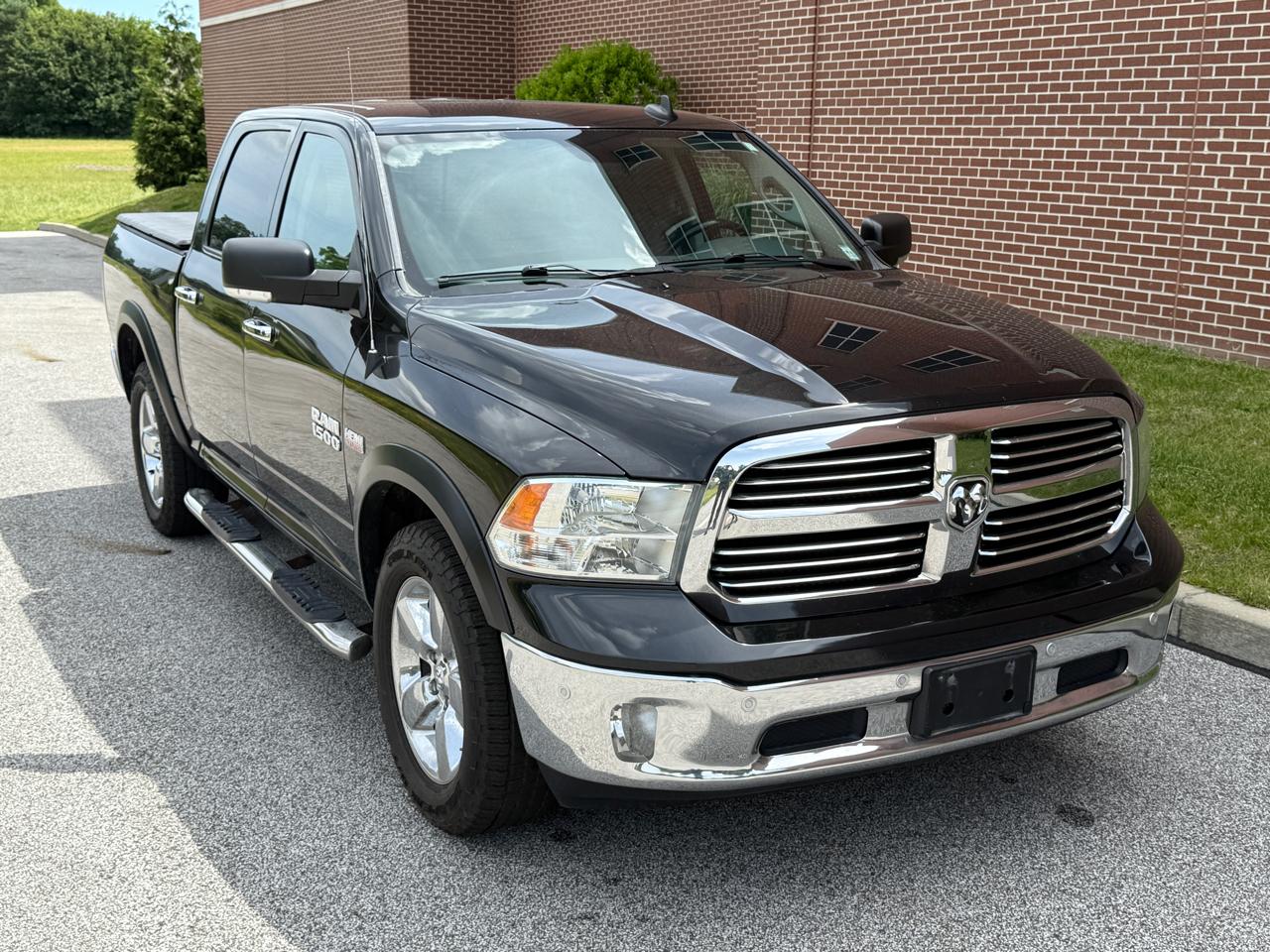 RAM 1500 4WD Crew Cab 140.5" Big Horn 2016