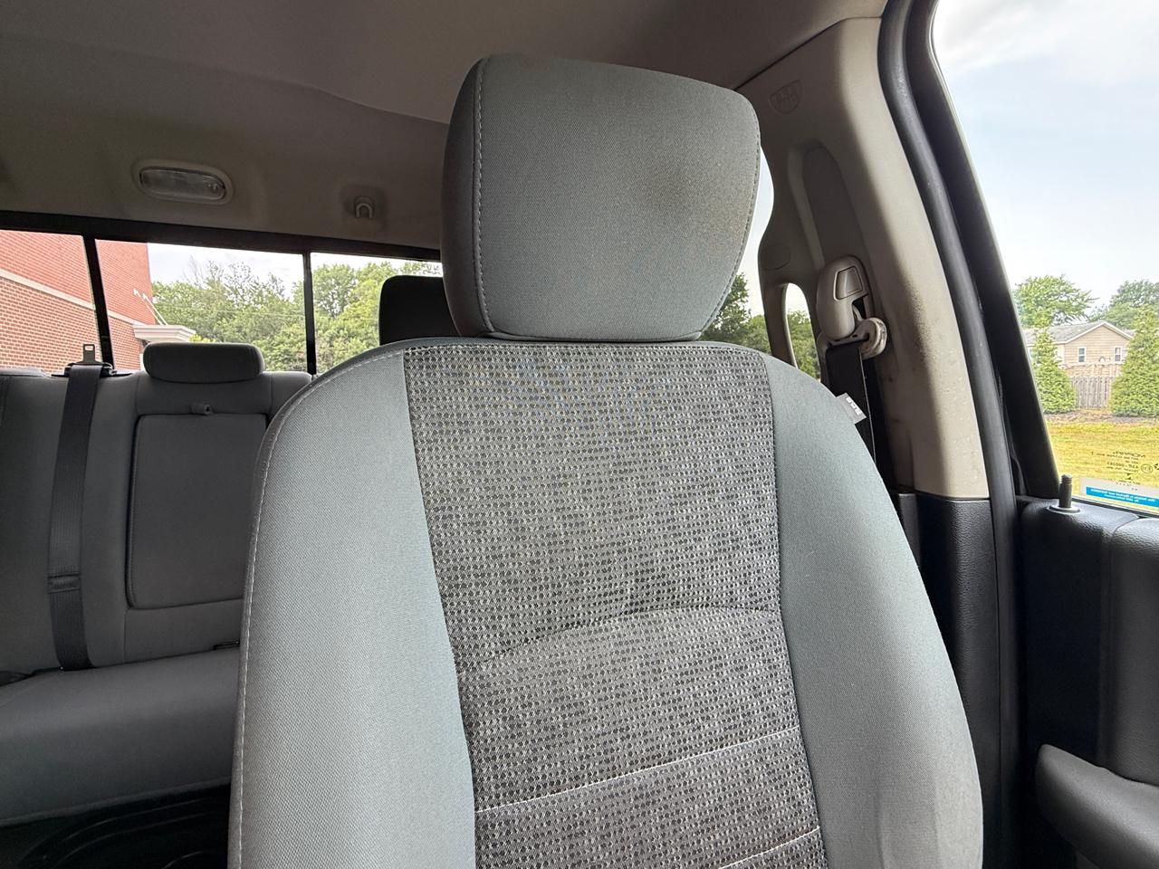 RAM 1500 4WD Crew Cab 140.5" Big Horn 2016