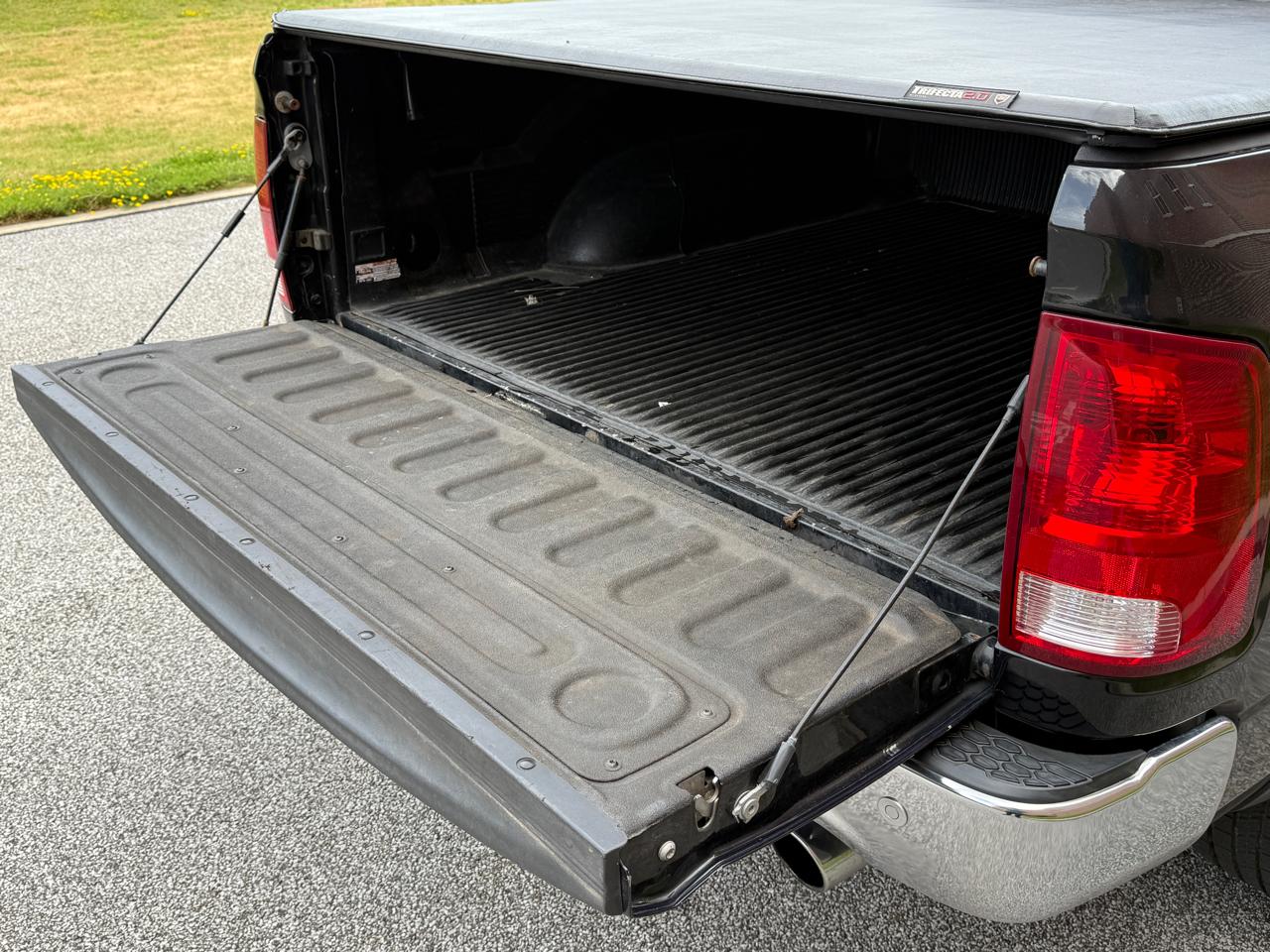 RAM 1500 4WD Crew Cab 140.5" Big Horn 2016