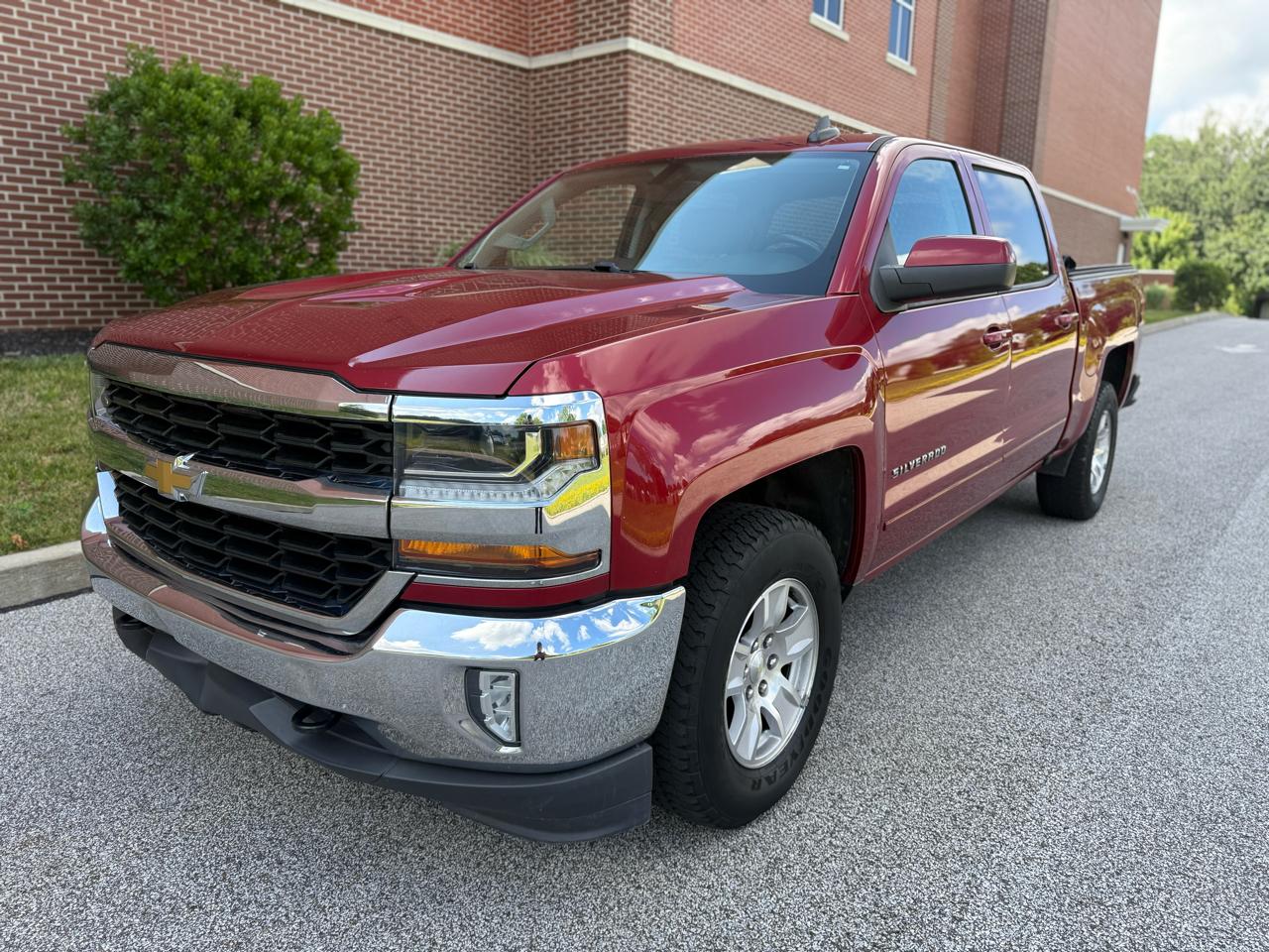 2018 Chevrolet Silverado 1500 4WD Crew Cab 143.5" LT w/1LT