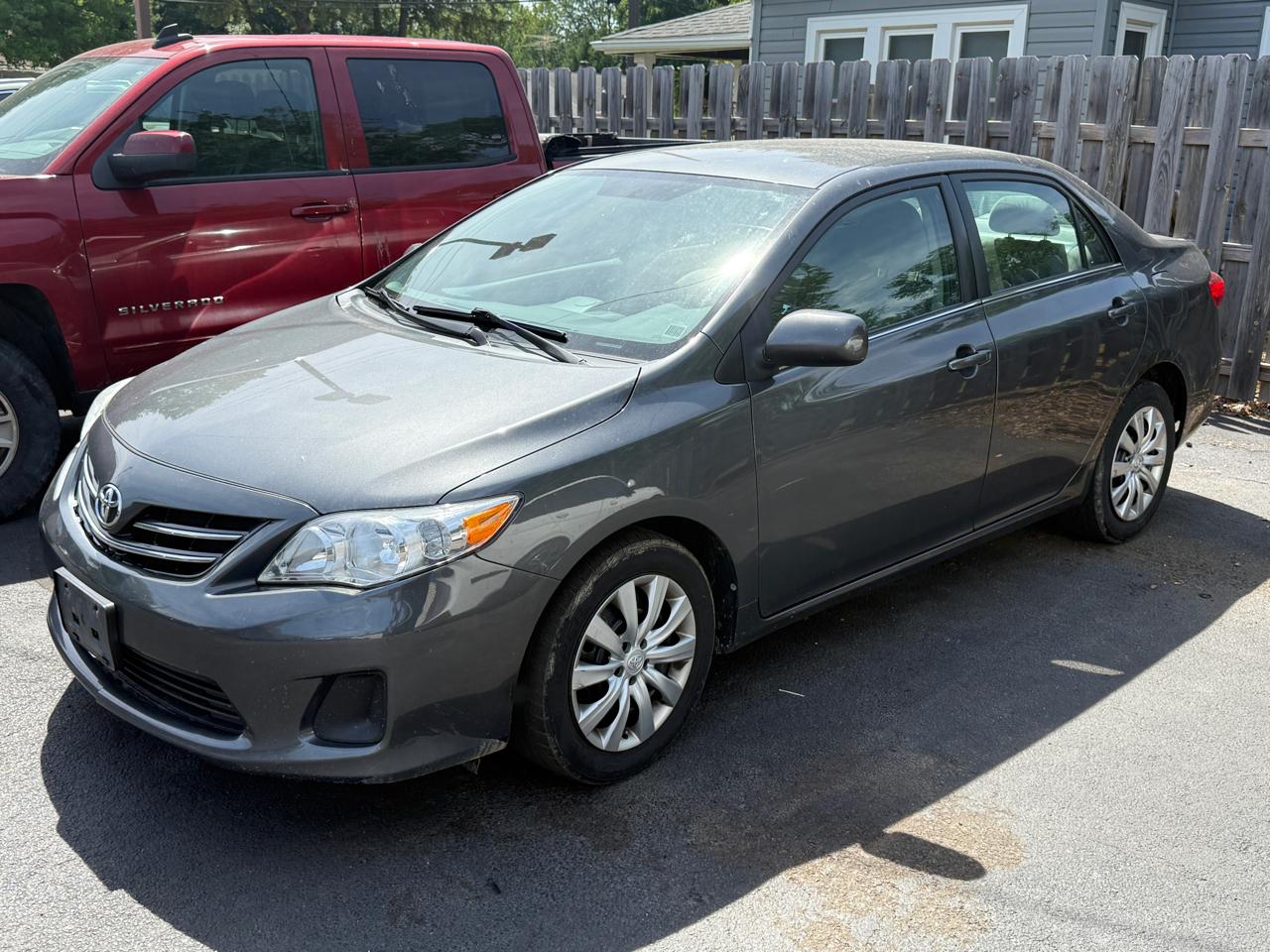 Toyota Corolla 4dr Sdn Auto LE Special Edition (Natl) 2013