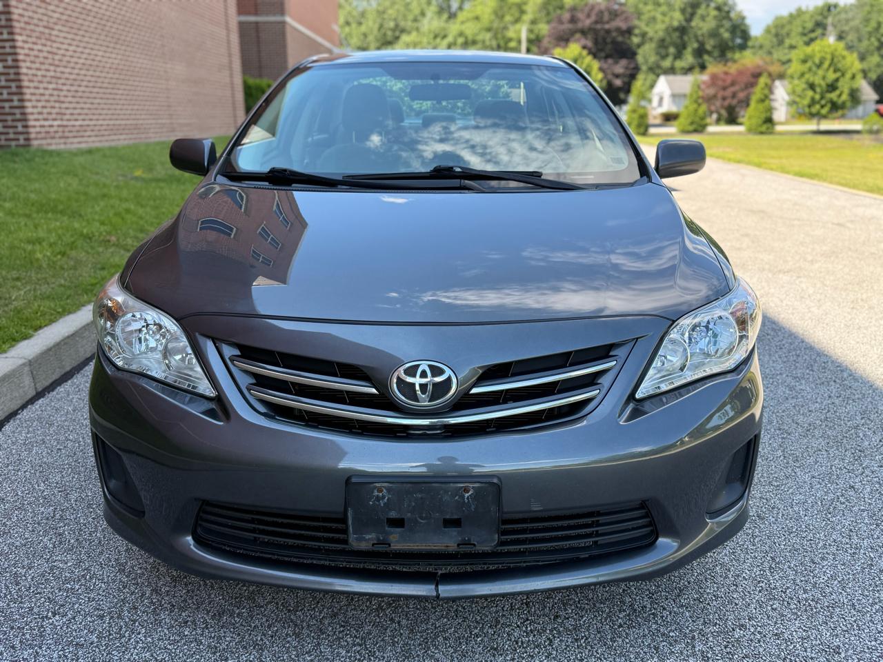 Toyota Corolla 4dr Sdn Auto LE Special Edition (Natl) 2013