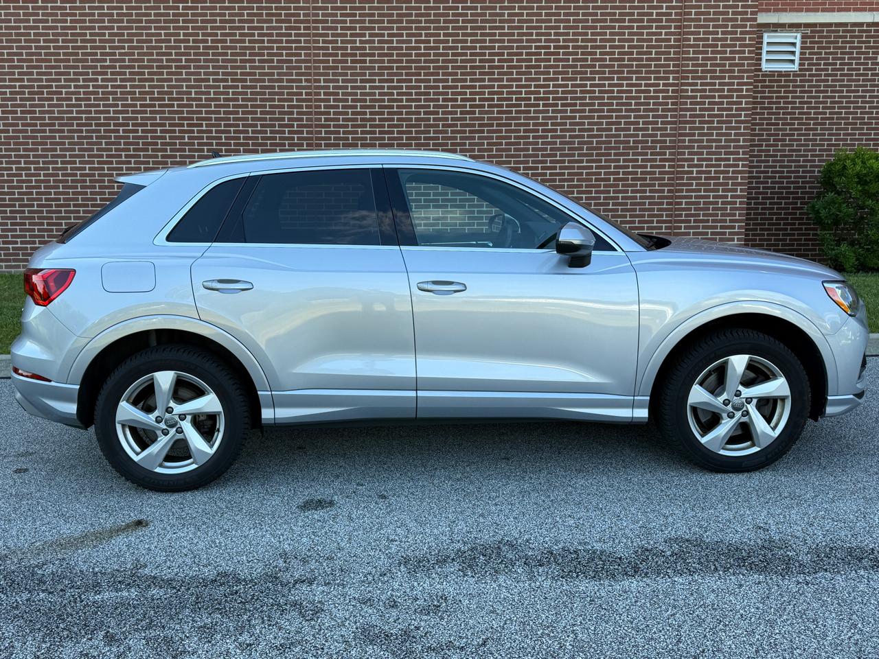 Audi Q3 Premium 45 TFSI quattro 2020