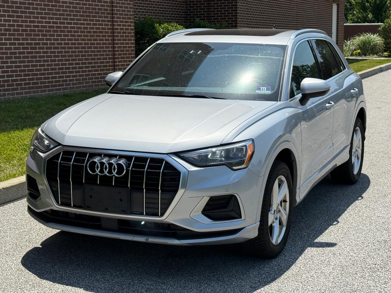 2020 Audi Q3 Premium 45 TFSI quattro