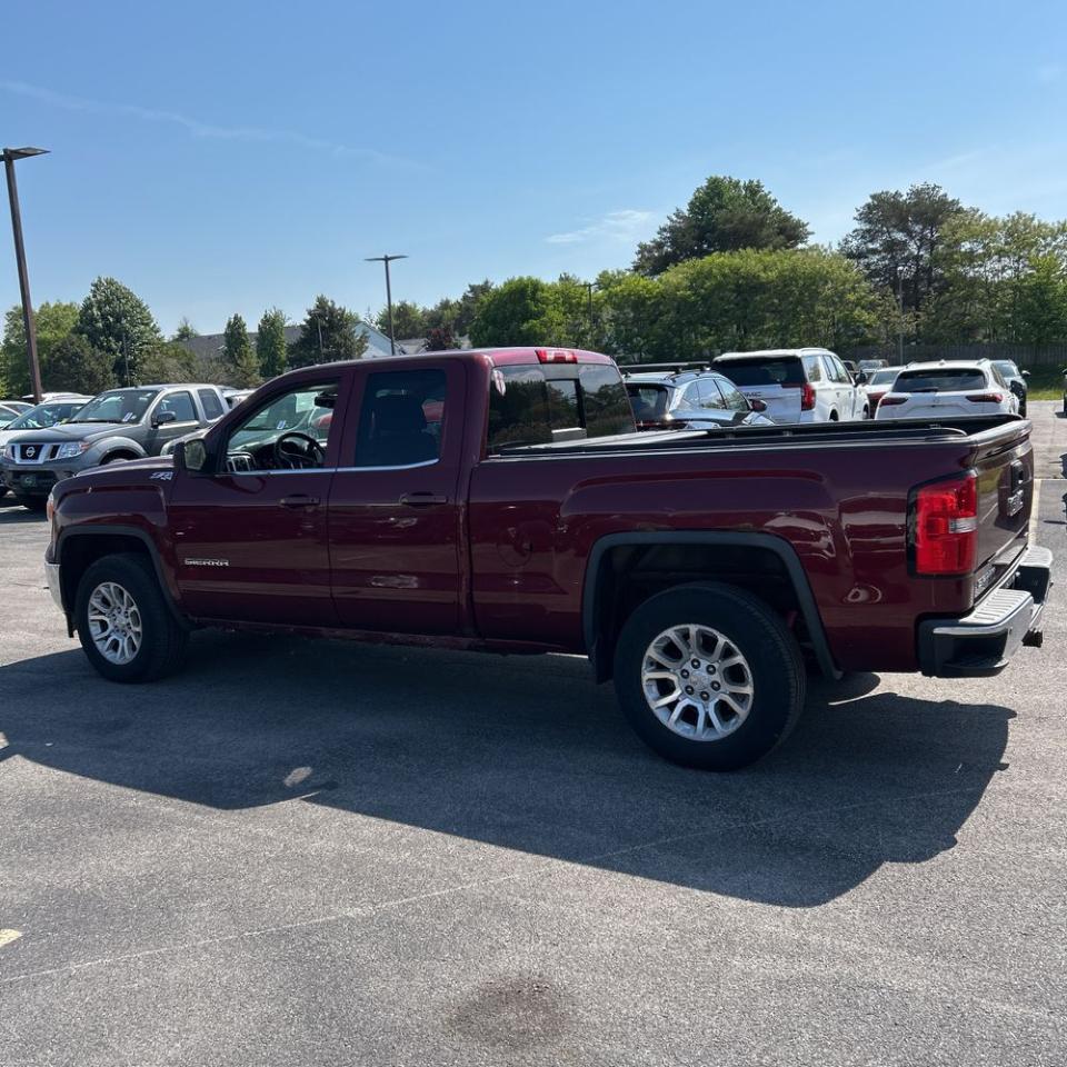 GMC Sierra 1500 4WD Double Cab 143.5" SLE 2014