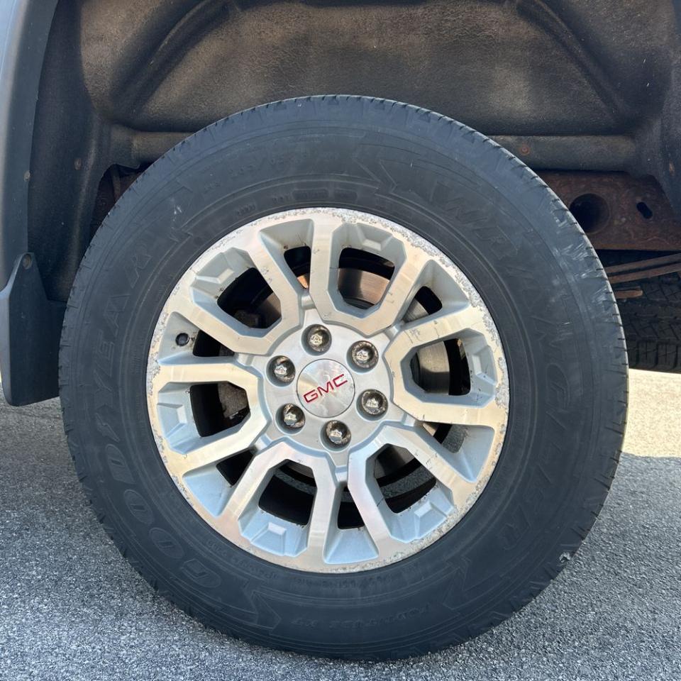 GMC Sierra 1500 4WD Double Cab 143.5" SLE 2014