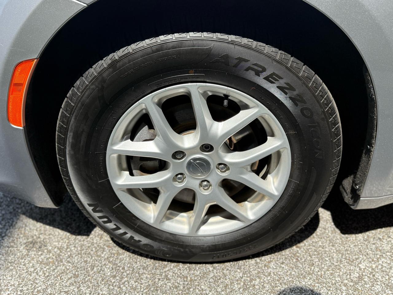 Chrysler Pacifica Touring L FWD 2020
